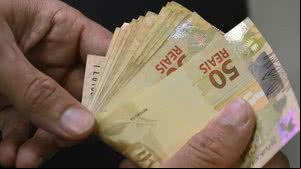 Imagem Servidor federal já tem data para receber reajuste salarial; confira